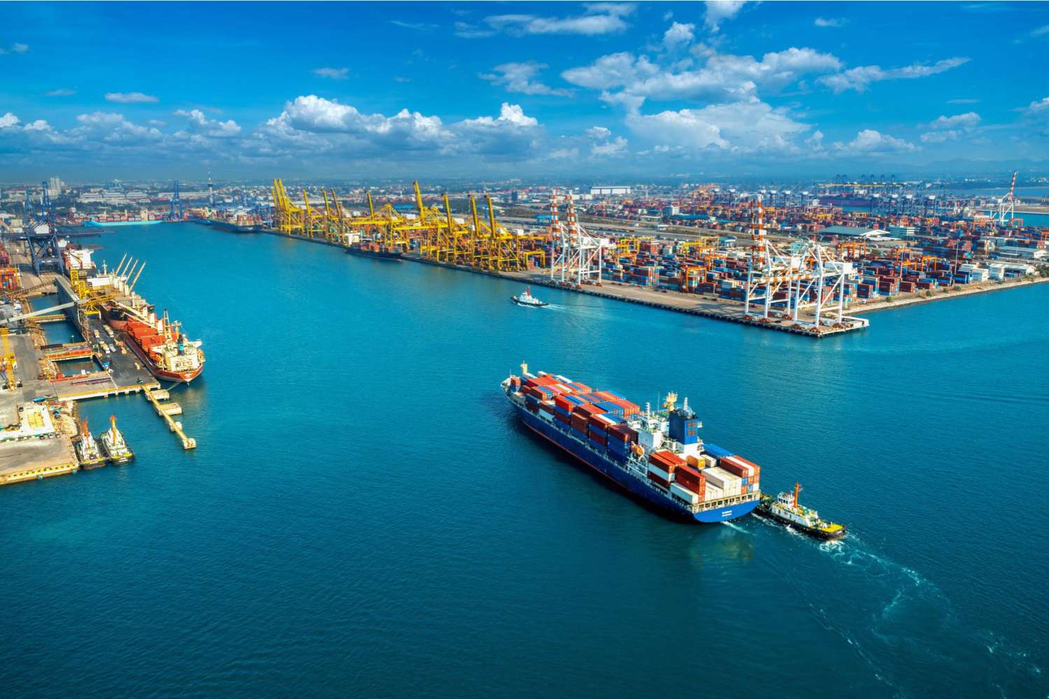 Protecting Global Shipments: The Benefits of Marine Insurance!